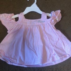 Guess cold shoulder baby shirt